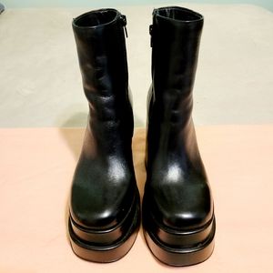 Steve Madden Platform Boots